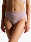 Nahtloser Brazilian Slip mit strukturiertem Zopfmuster BRASILIAN BRIEFS BRAID (burnished lilac)