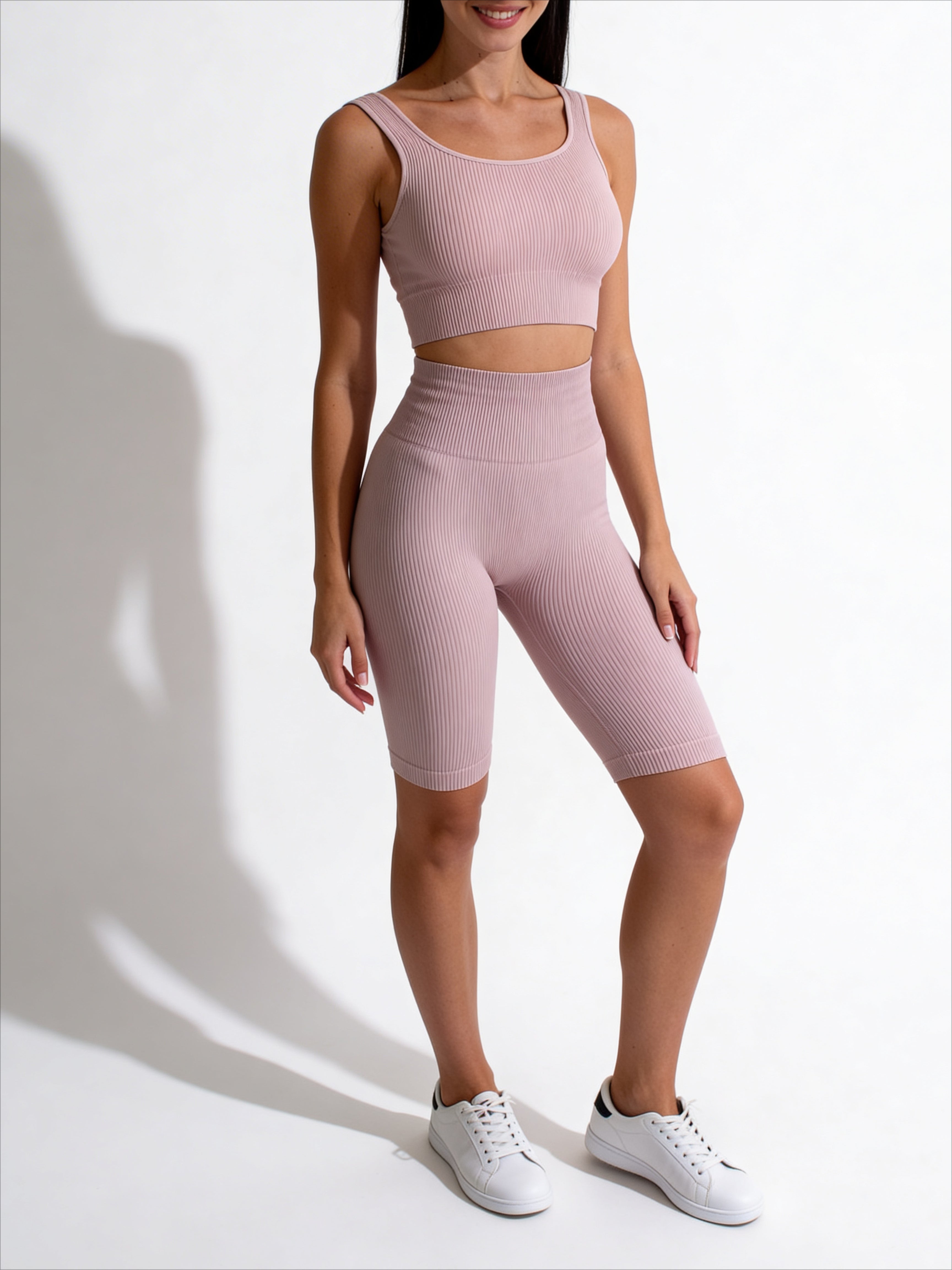 Nahtlos geripptes Top mit breiten Trägern TOP RIB (burnished lilac)