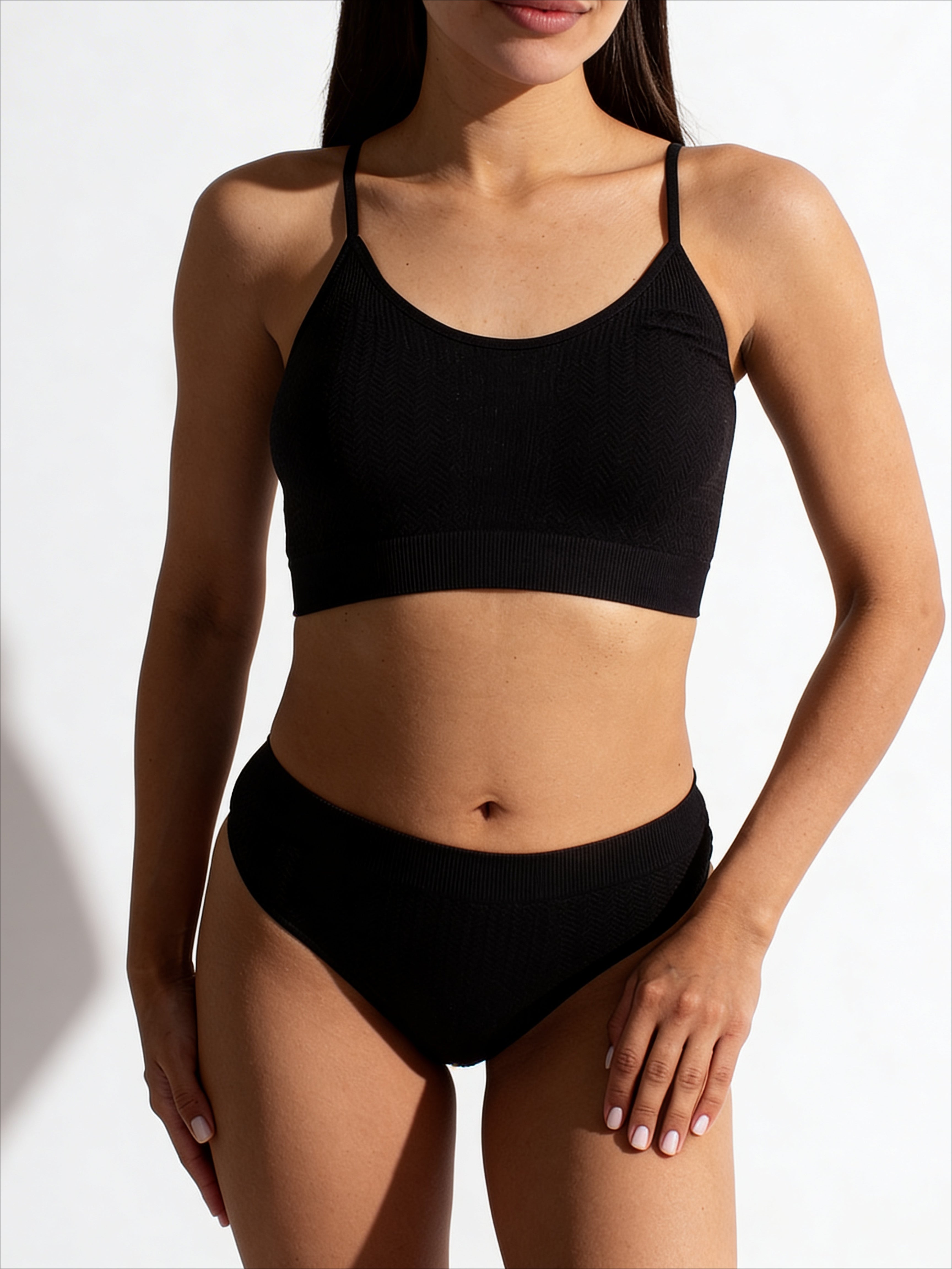 Nahtloser Brazilian Slip mit strukturiertem Zopfmuster BRASILIAN BRIEFS BRAID (black)
