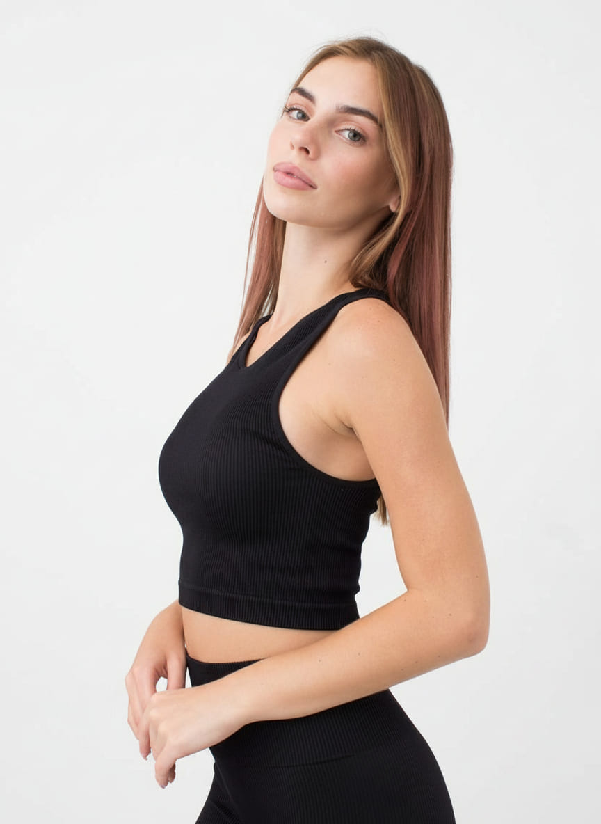 Nahtloses geripptes Top HALTER TOP RIB (black)