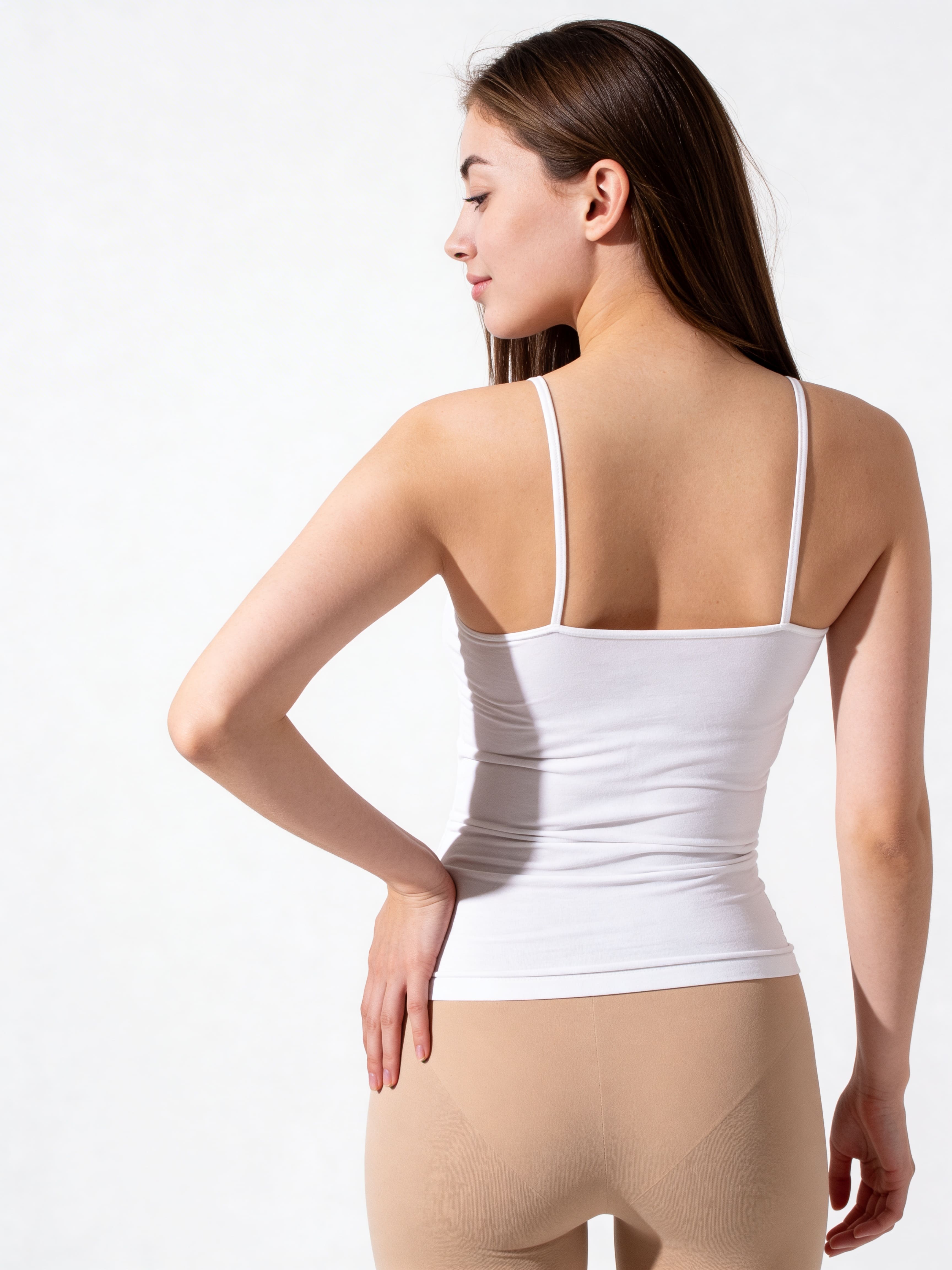 Nahtloses Tanktop mit dünnen Tragern CAMISOLE (white)