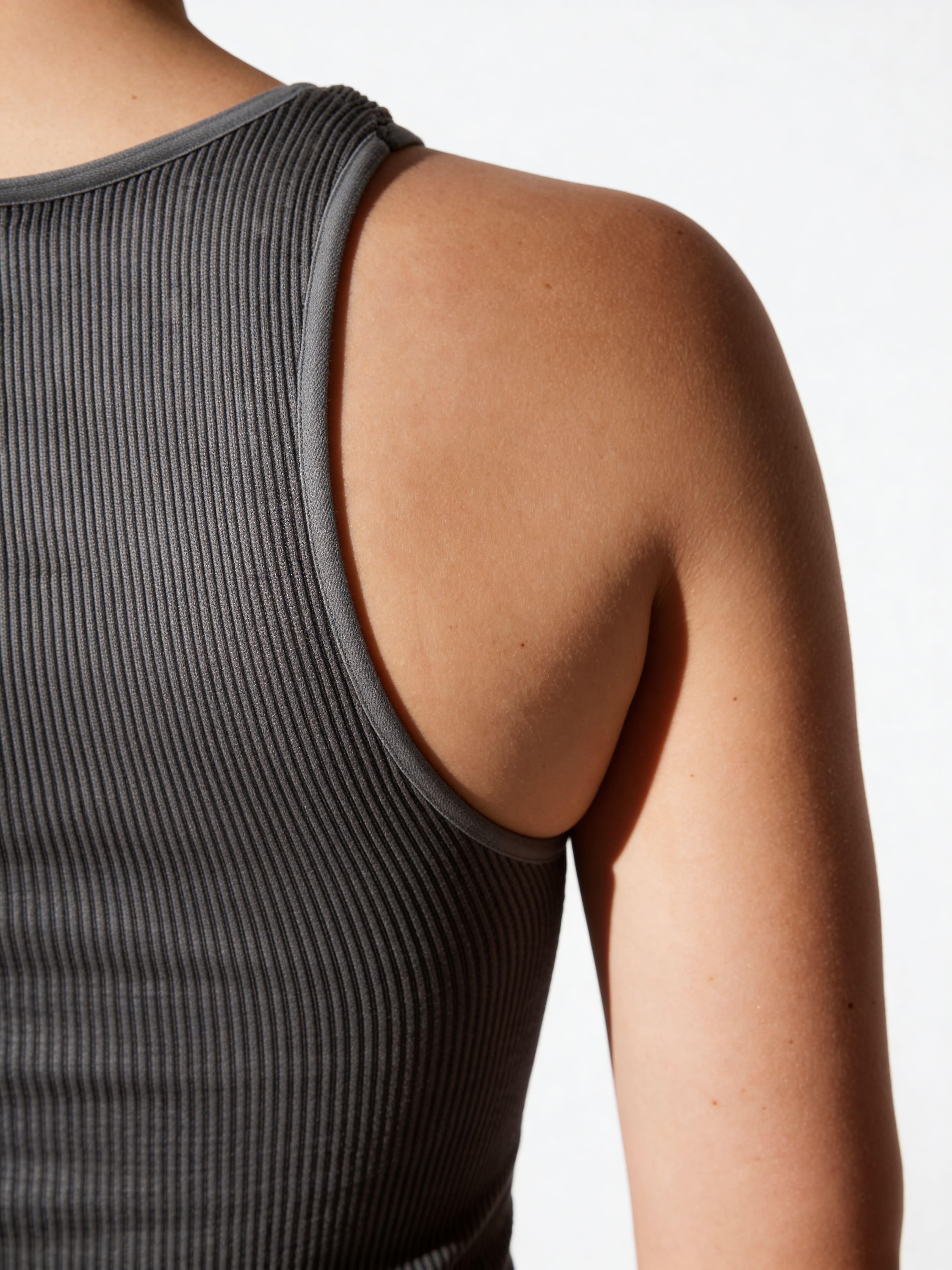 Nahtloses geripptes Top HALTER TOP RIB (poppy seed)