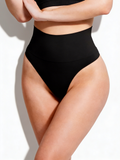 Nahtlose String-Slip mit leichter Shaping-Wirkung STRING SHAPEWEAR (black)