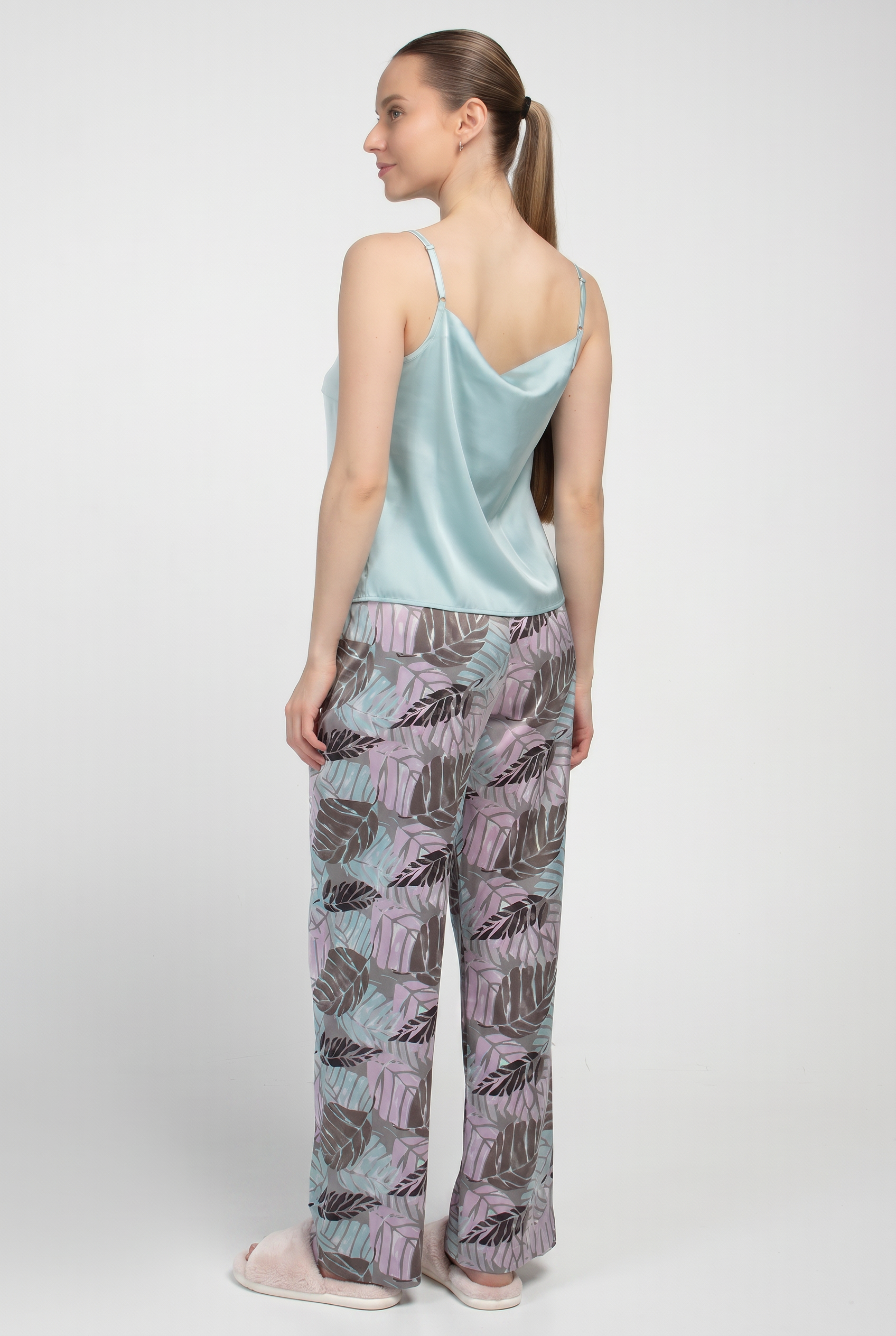 Langer Seidenpyjama LEAFSONG 5010/050 (gum leaf/mokko print)
